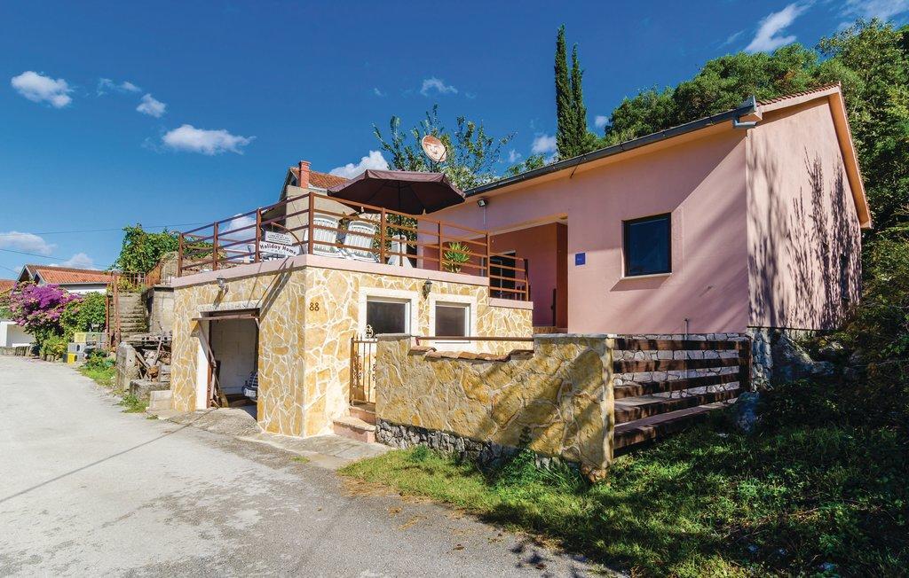 Holiday Home Paul Блаце Экстерьер фото